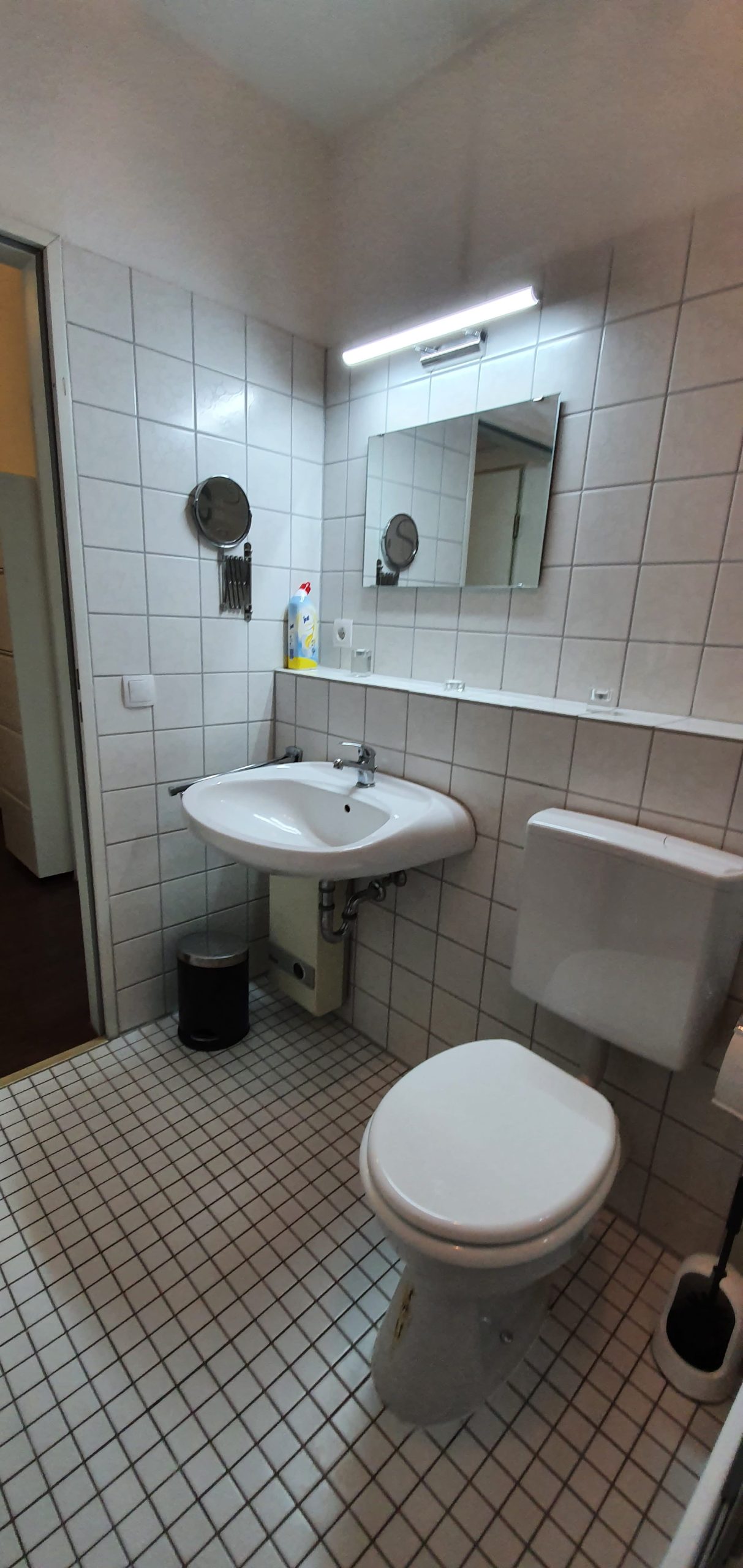 Möblierte 1-Zimmer-Wohnung mit Balkon, Aufzug, Stellplatz & Keller in attraktiver Lage von Gießen