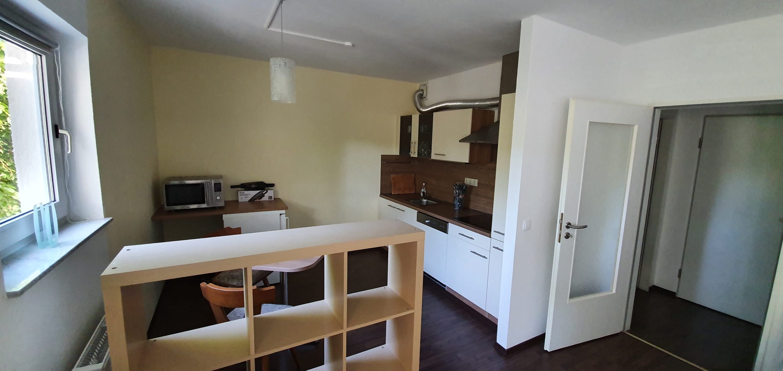 Möblierte 1-Zimmer-Wohnung mit Balkon, Aufzug, Stellplatz & Keller in attraktiver Lage von Gießen