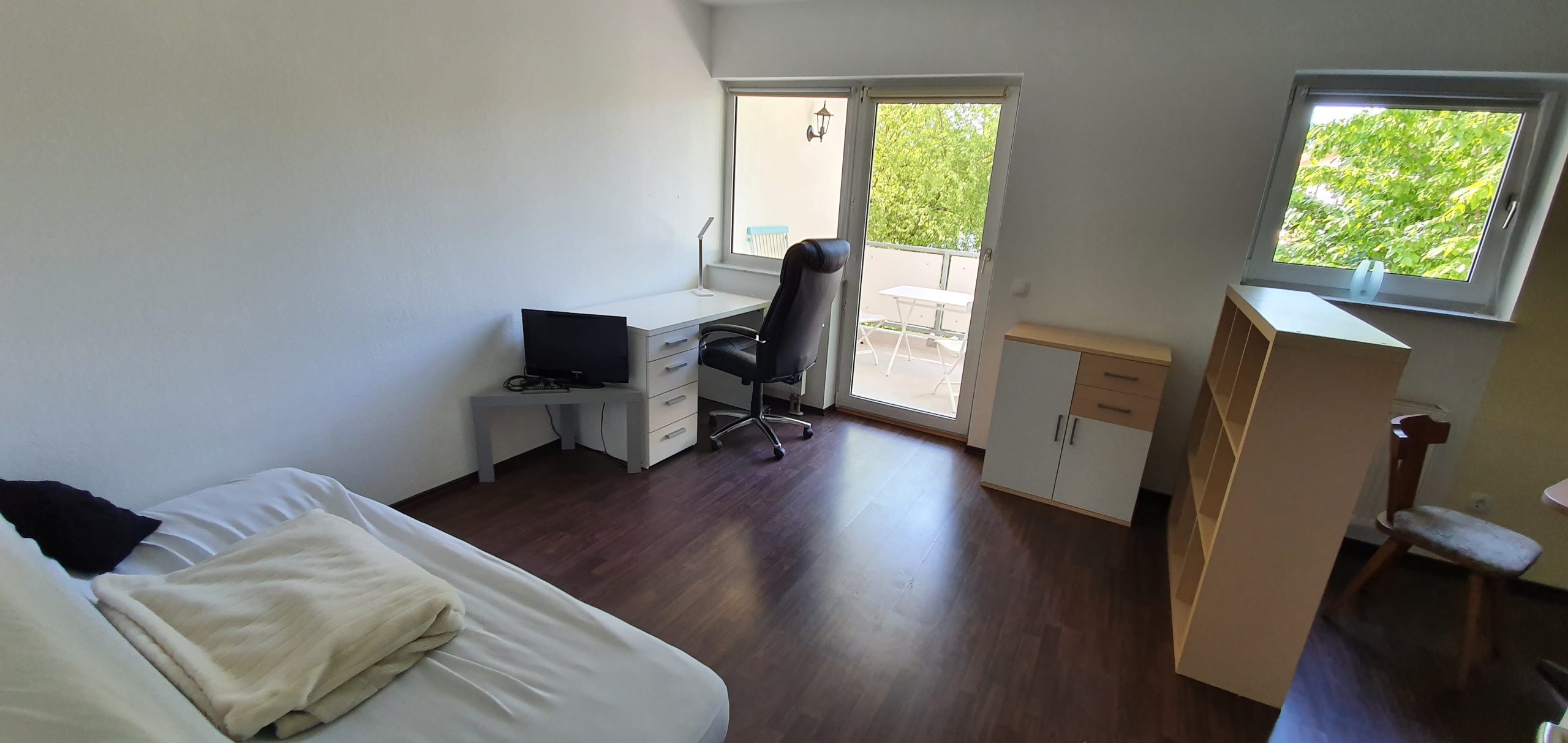 Möblierte 1-Zimmer-Wohnung mit Balkon, Aufzug, Stellplatz & Keller in attraktiver Lage von Gießen